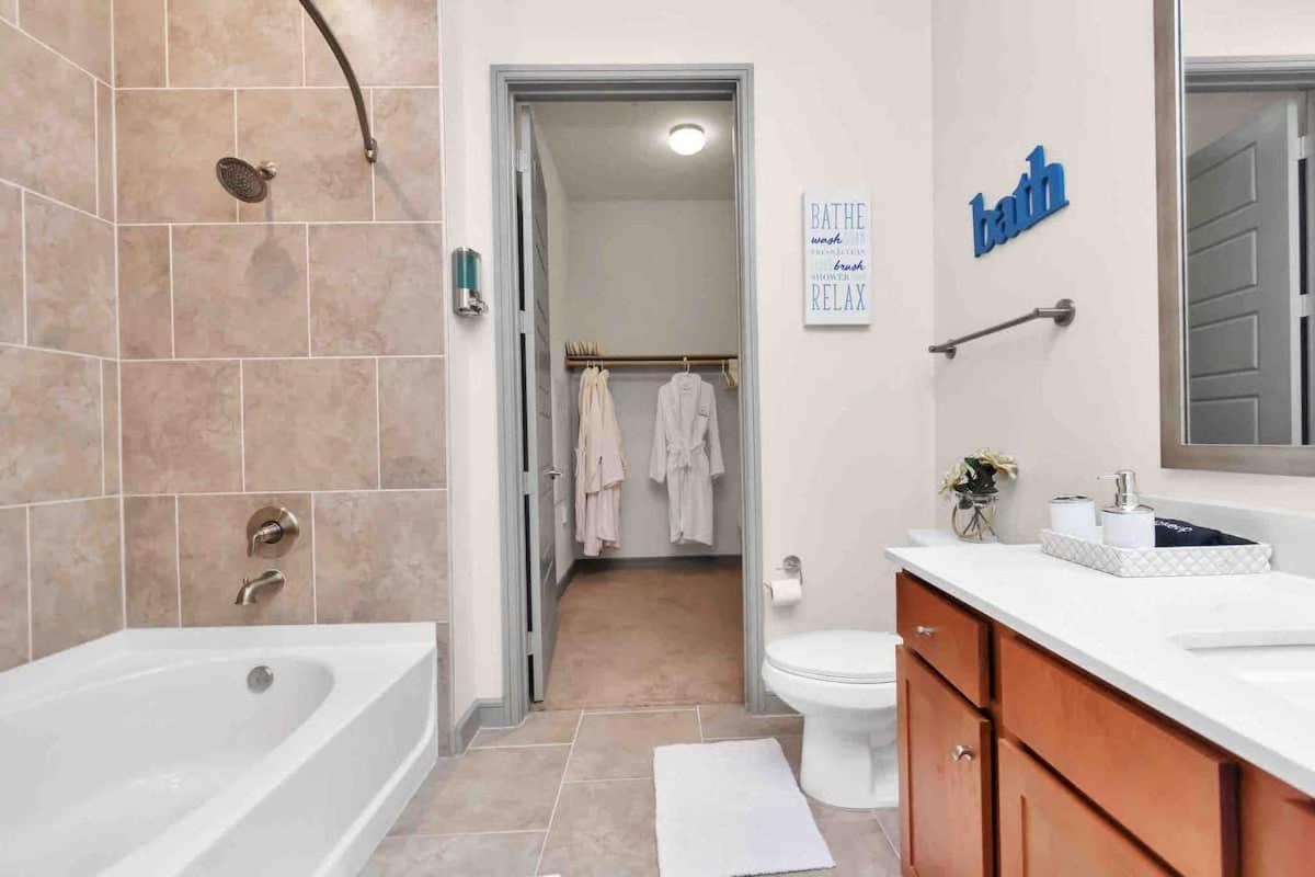 شقة Htown Downtown Oasis هيوستن المظهر الخارجي الصورة