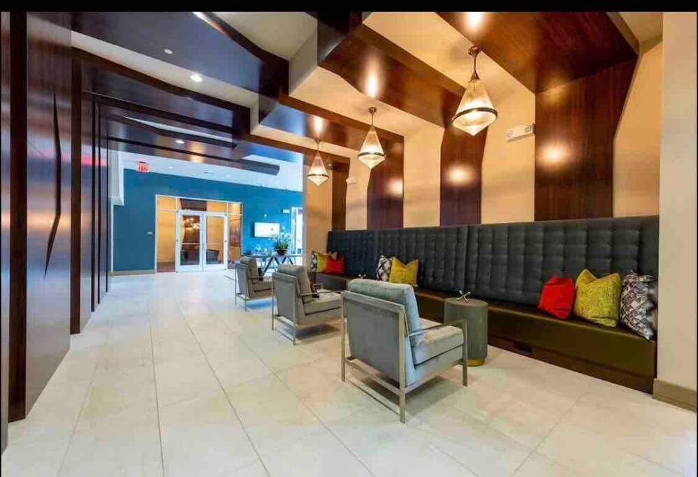شقة Htown Downtown Oasis هيوستن المظهر الخارجي الصورة